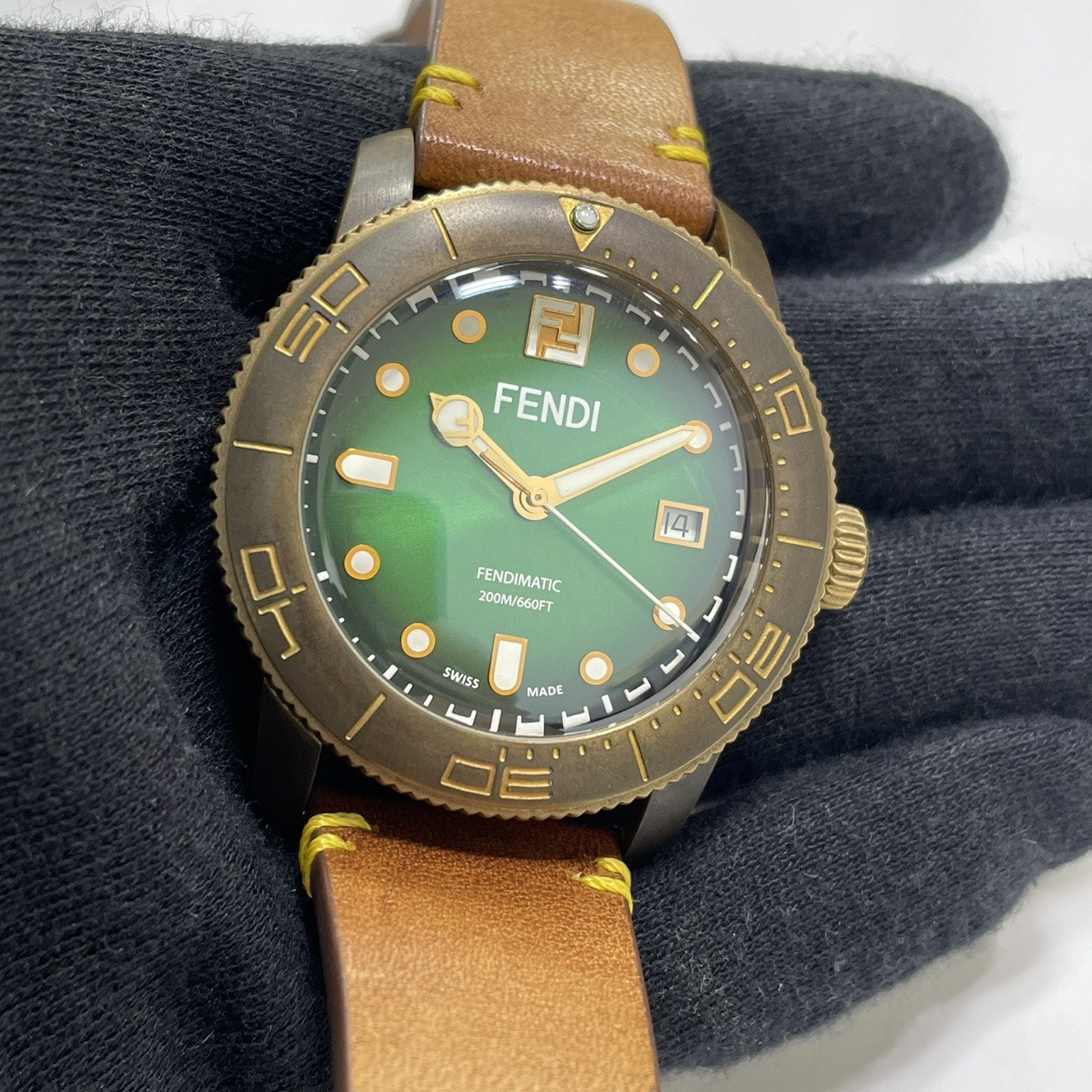 ☆新入荷☆ フェンディ アクアダイバー F131020201 限定モデル のご 