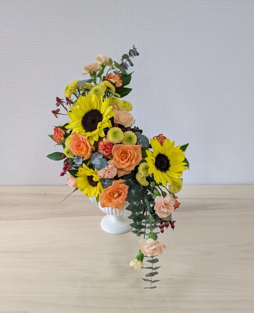 英国式フラワーアレンジレッスン | QUEENS FLOWER クイーンズフラワー