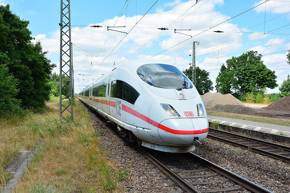 フランス編｜旅客列車・車両動向：2025年ヨーロッパ鉄道年鑑 | スジ鉄