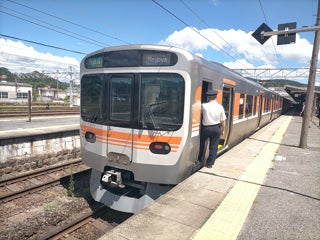 中央本線 快速 名古屋発 中津川行き | 空も山も風も