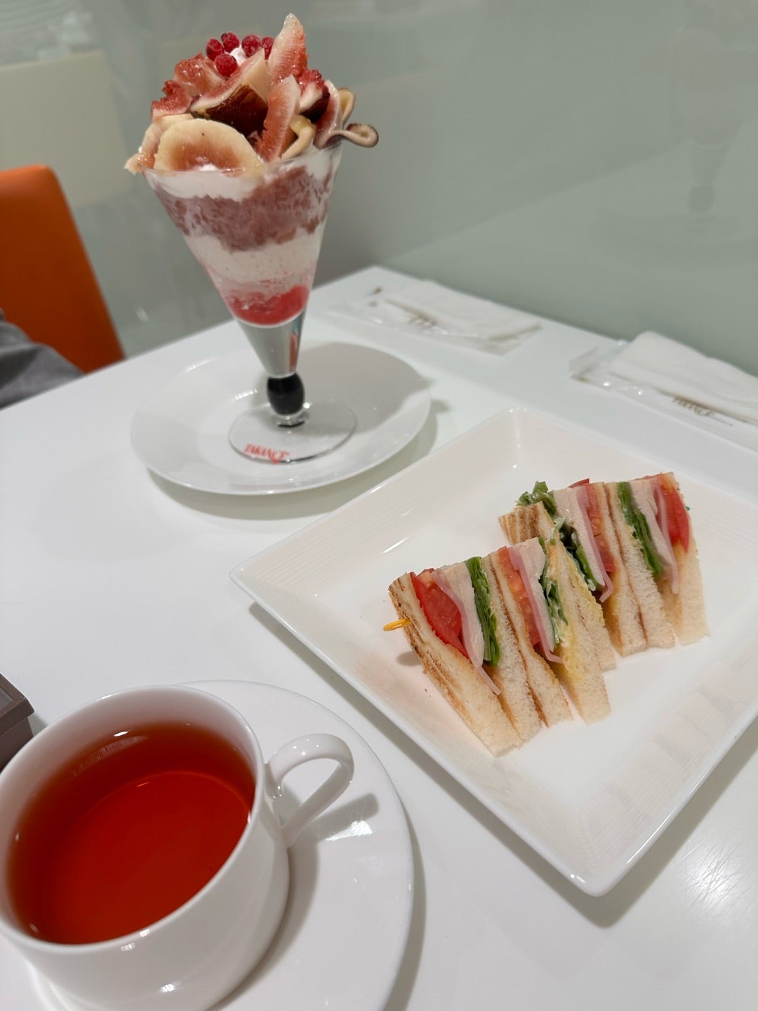 タカノフルーツパーラーの記事画像