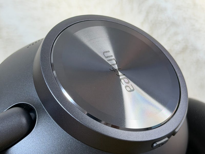 EarFun Wave Pro X ヘッドホンのロゴ