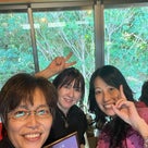 一緒に学んでいる仲間が「占いカフェ」に来てくれました！の記事より