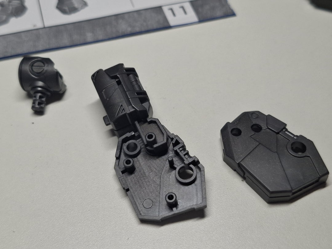 MG フリーダムガンダム ver.2.0制作 その13　太ももとか脚全体の記事画像