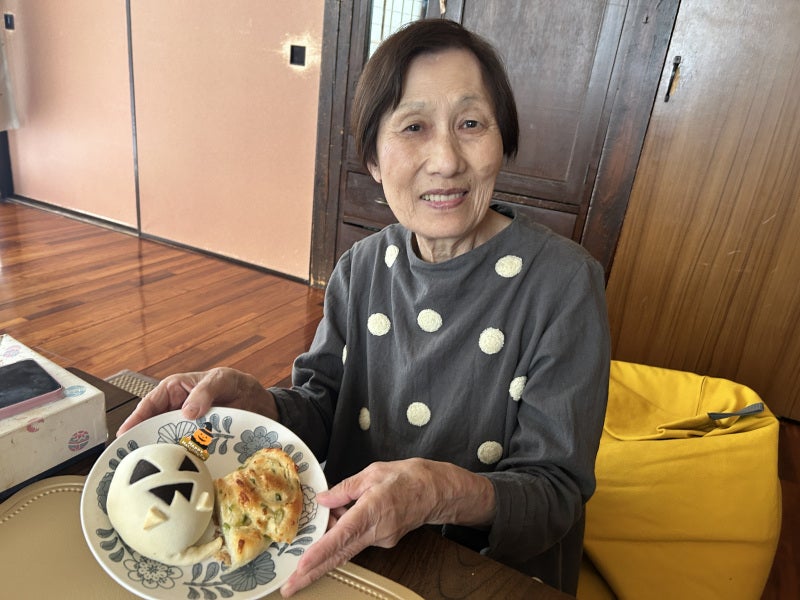 お化けパンと可愛い服を着たお母さん♥の記事画像
