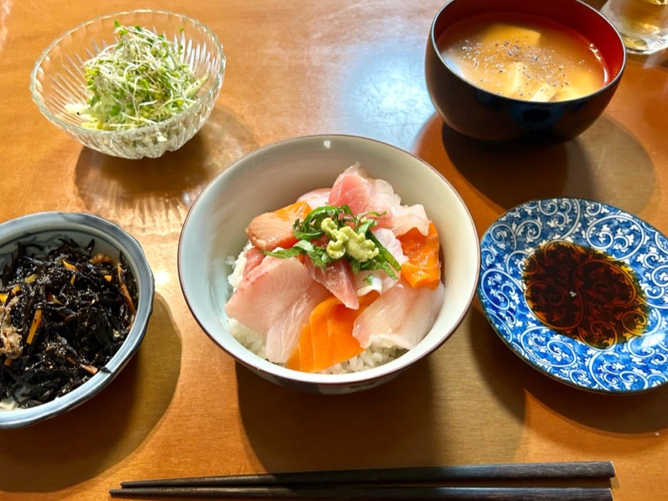 新宿帰りの海鮮丼の記事画像