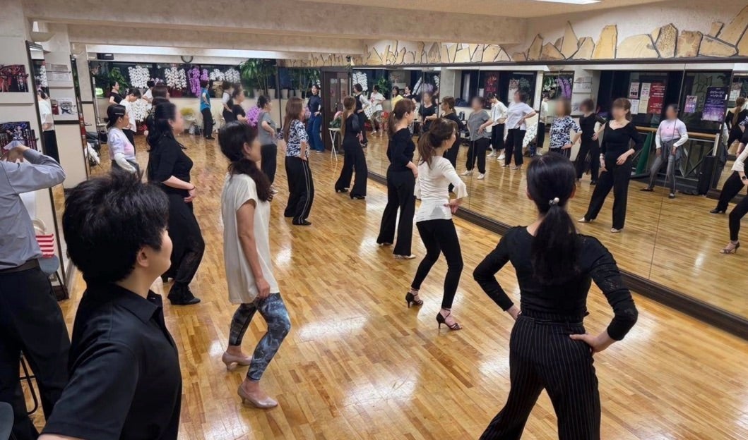 社交ダンスを1ミリも知らなくてOK、練馬・水曜20時の10danceダンササイズ♡の記事画像
