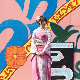 08Campus Queen5