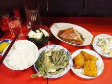 市場食堂_3