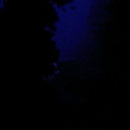 中庭の少年-070628_1922~0001.jpg