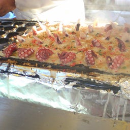 ハチと蓮華-20090112151638.jpg