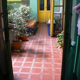 部屋から