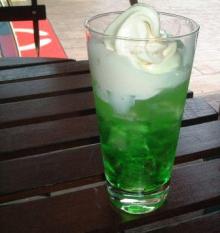 クリームソーダ