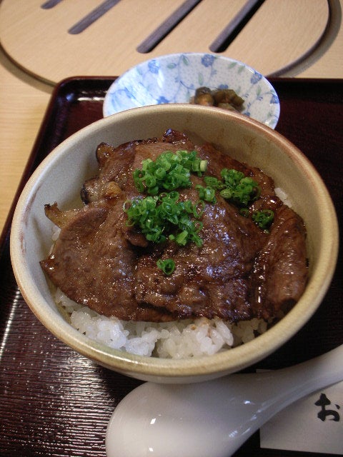 　　　楽勝　　　