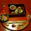 老舗旅館でいただく夕食の画像
