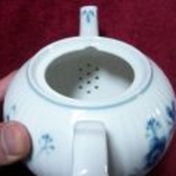 大人の課外授業　『陶磁器ってナニ？』-胴体の穴